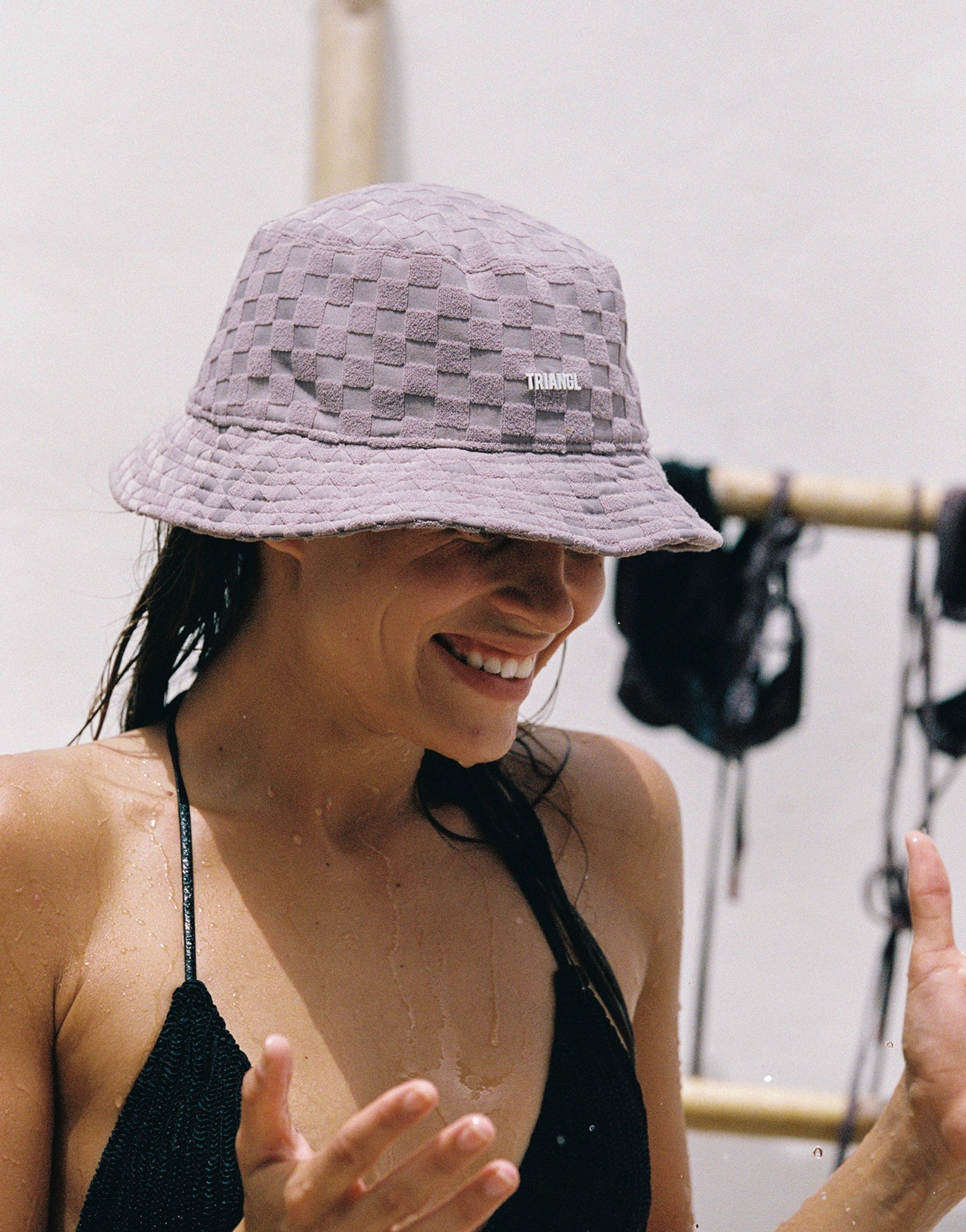 BOEY - DEIA Bucket Hat